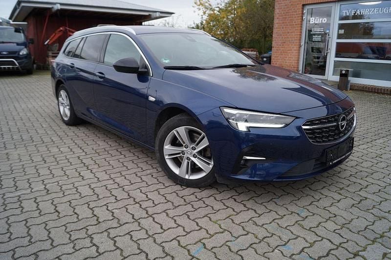Blau Gebraucht 2021 Opel Insignia Business Limousine | 10.950 € (Fairer Preis) - Bild 1/4