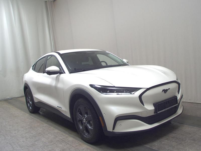 Gebraucht Ford Mustang Mach-E 197 kW (269 PS) 2022 Weiss SUV