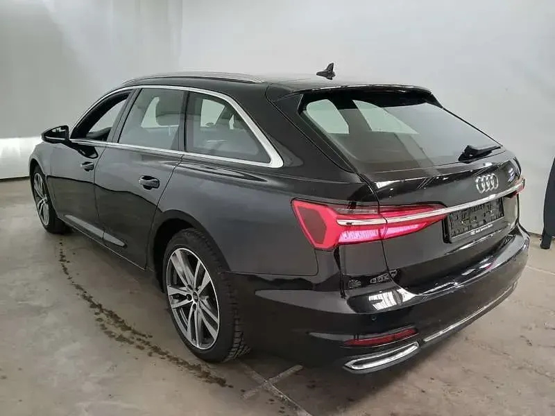 Gebraucht Audi A6 Sport 204 PS (150 kW) 2021 Schwarz Limousine