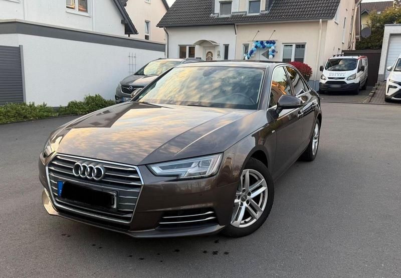 Gebraucht Audi A4 Comfort 150 PS (110 kW) 2018 Braun Limousine