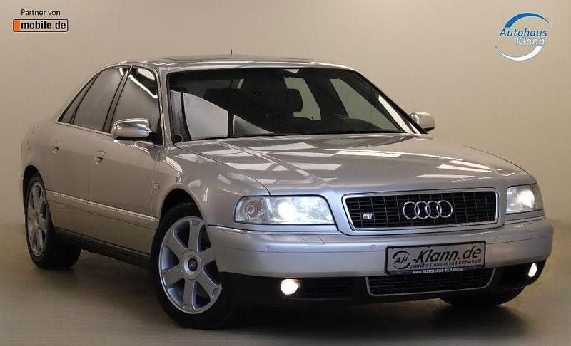 Silber Gebraucht 1999 Audi S8 Ambiente Limousine | 29.999 € - Bild 1/4