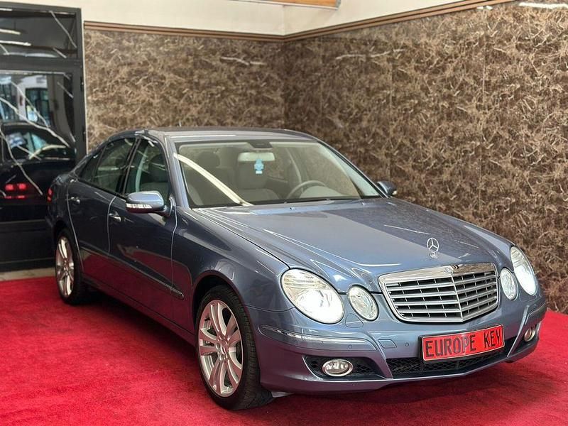 Blau Gebraucht 2007 Mercedes E280 Elegance Limousine | 7.990 € (Etwas zu teuer) - Bild 1/4
