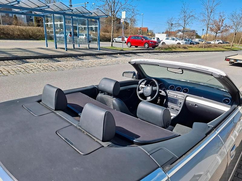 Gebraucht Audi A4 Cabriolet 200 PS (147 kW) 2007 Grau Cabrio