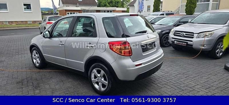 Gebraucht Suzuki SX4 99 PS (72 kW) 2008 Kristallsilber SUV