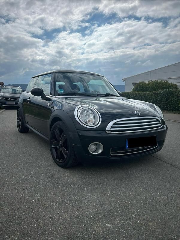 Gebraucht Mini ONE 98 PS (72 kW) 2010 Schwarz Kleinwagen