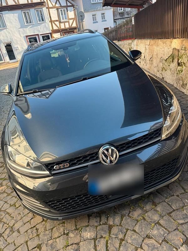 Second-hand VW Golf VII GTD 184 CP (135 kW) 2016 Negru Break
