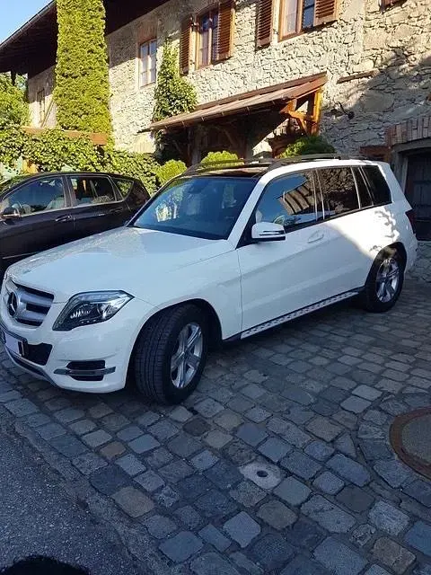Gebraucht Mercedes GLK250 204 PS (150 kW) 2013 Weiß SUV