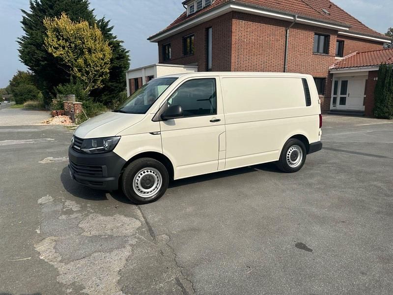 Gebraucht VW Transporter 150 PS (110 kW) 2018 Weiß Van