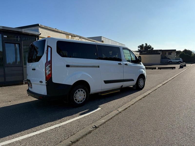 Gebraucht Ford Transit Custom 105 PS (77 kW) 2017 Weiß Van / Kleinbus