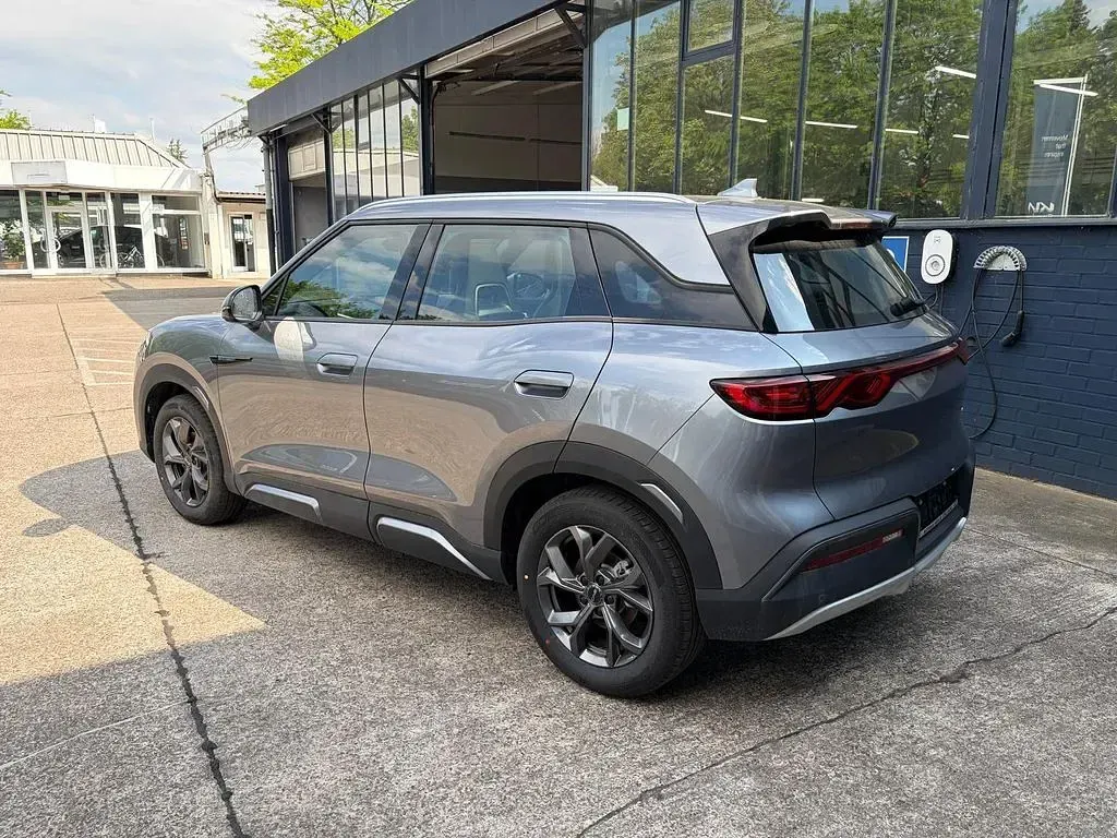 Neu BYD Atto 2 Boost 130 kW (177 PS) 2025 Grau SUV