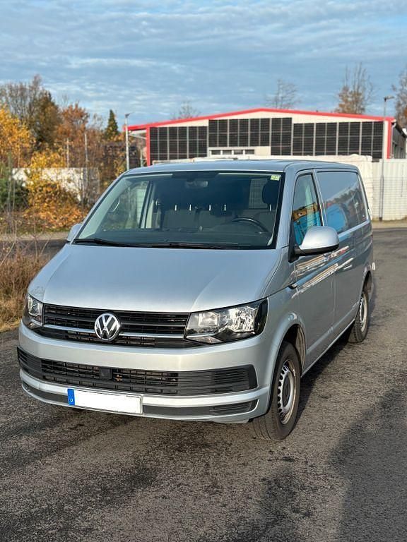 Silber Gebraucht 2018 VW Transporter Van | 14.700 € (Superpreis) - Bild 1/4