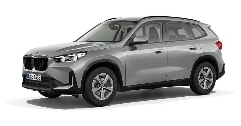 Silber Gebraucht 2025 BMW X1 Shadowline SUV | 42.620 € (Superpreis) - Bild 1/4