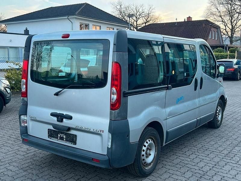 Gebraucht Opel Vivaro 2008 Silber Van / Kleinbus
