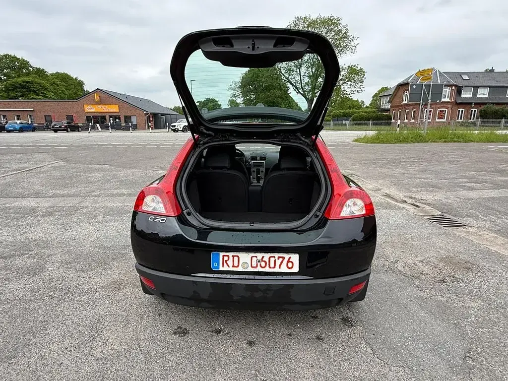 Gebraucht Volvo C30 Momentum 136 PS (100 kW) 2009 Schwarz Kleinwagen
