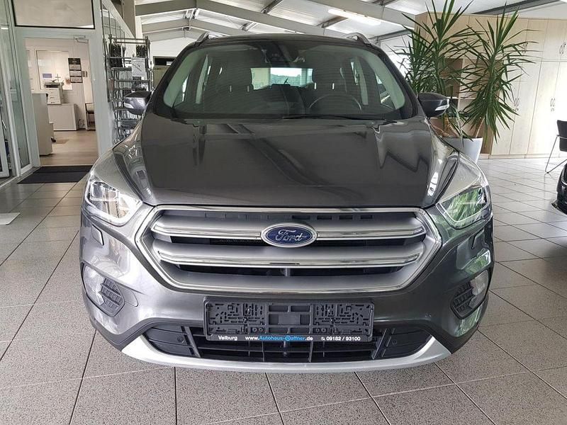 Gebraucht Ford Kuga Titanium 150 PS (110 kW) 2018 Magneticgrau (metallic) SUV