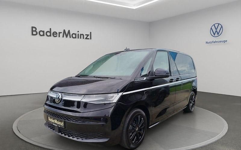 Schwarz Gebraucht 2023 VW Multivan Style Van / Kleinbus | 57.930 € (Fairer Preis) - Bild 1/4