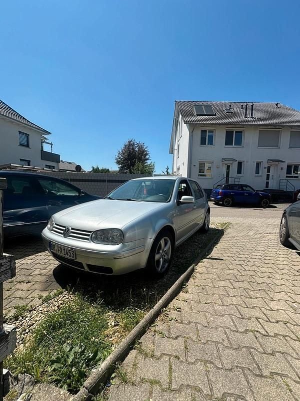 Silber Gebraucht 2002 VW Golf IV Limousine | 1.700 € (Superpreis) - Bild 1/4