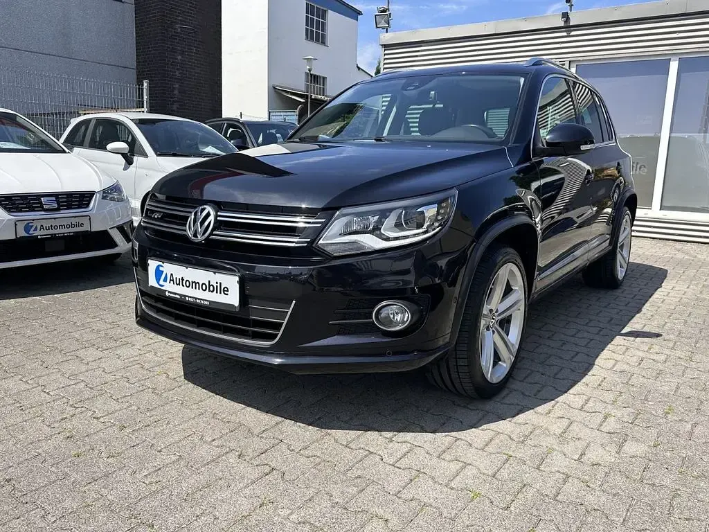Gebraucht VW Tiguan R-line 184 PS (135 kW) 2016 Deep black perleffekt SUV