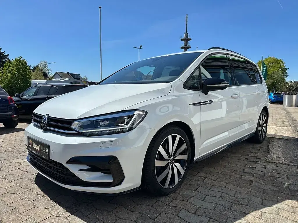 Gebraucht VW Touran R-line 150 PS (110 kW) 2021 Weiß Van / Kleinbus