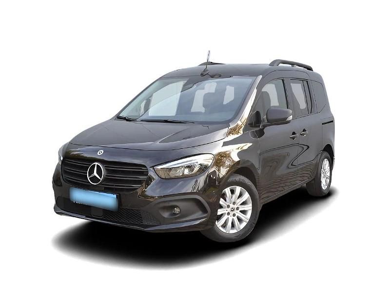 Schwarz Gebraucht 2021 Mercedes Citan 110 Kombi | 30.165 € - Bild 1/4