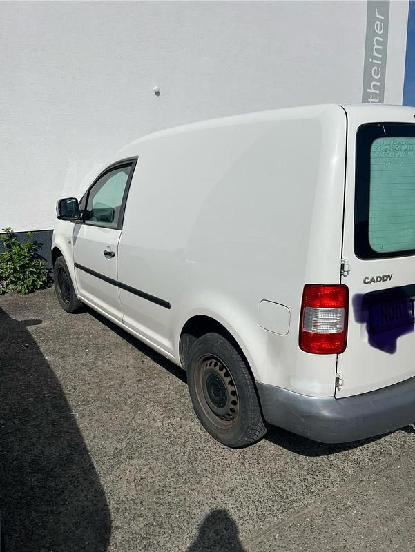 Usata VW Caddy 75 CV (55 kW) 2004 Bianco Monovolume