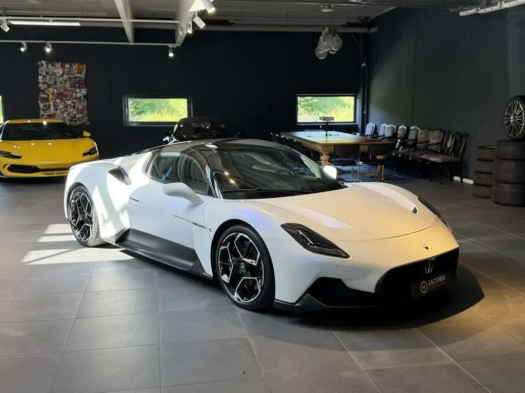 Gebraucht Maserati MC20 630 PS (463 kW) 2021 Weiß Coupé