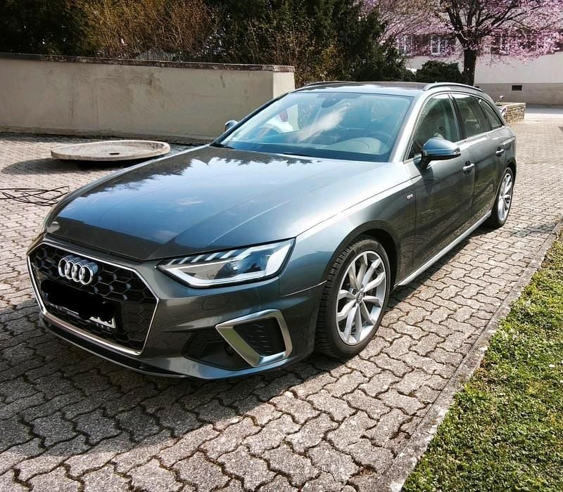 Gebraucht Audi A4 Comfort 245 PS (180 kW) 2020 Grau Kombi