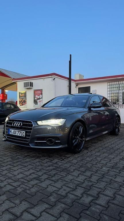 Grau Gebraucht 2017 Audi A6 Comfort Limousine | 19.999 € (Guter Preis) - Bild 1/4