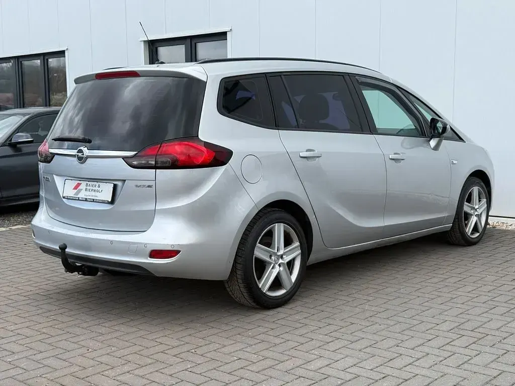 Gebraucht Opel Zafira Tourer Edition 140 PS (102 kW) 2012 Silber Van / Kleinbus