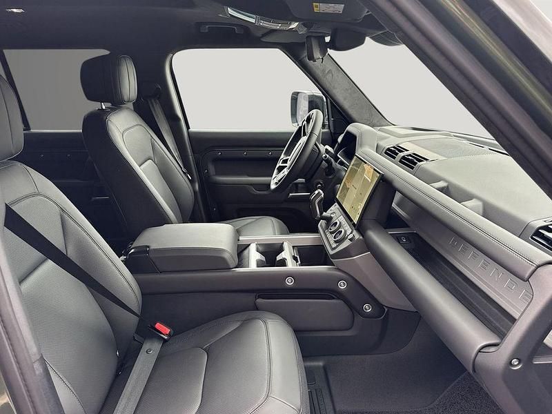 Neu Land Rover Defender 426 PS (313 kW) 2026 Gruen SUV