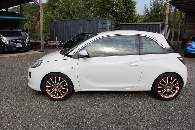 Gebraucht Opel Adam 87 PS (63 kW) 2014 Weiß Kleinwagen
