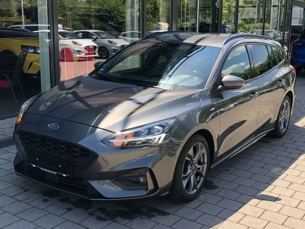 Gebraucht Ford Focus ST-Line 150 PS (110 kW) 2019 Grau Kombi