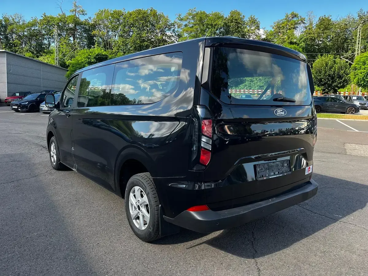 Gebraucht Ford Tourneo Custom Trend 2025 Obsidianschwarz metallic Van