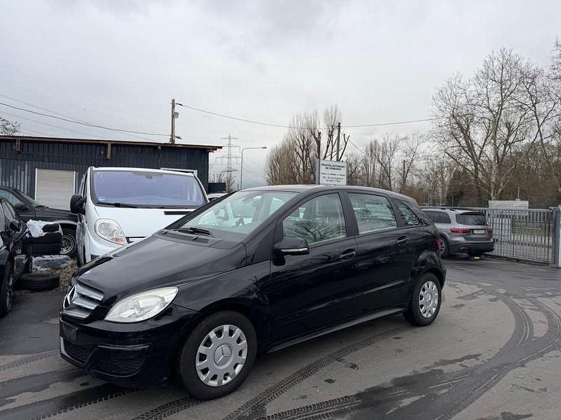 Gebraucht Mercedes B150 95 PS (69 kW) 2008 Schwarz Van / Kleinbus