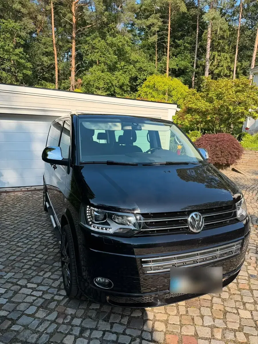 Gebraucht VW Multivan Highline 180 PS (132 kW) 2014 Schwarz Van / Kleinbus