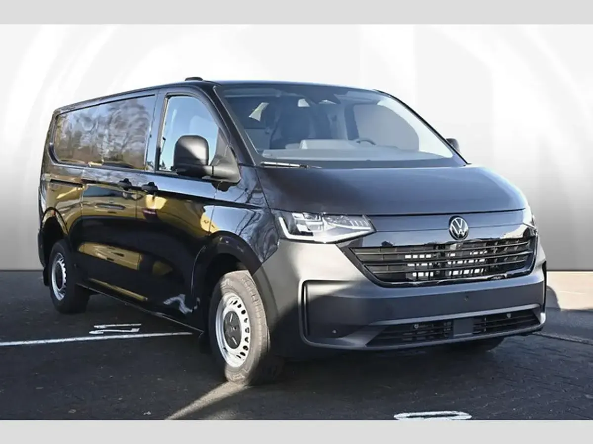 Neu VW Transporter 150 PS (110 kW) 2026 Midnight black metallic Van