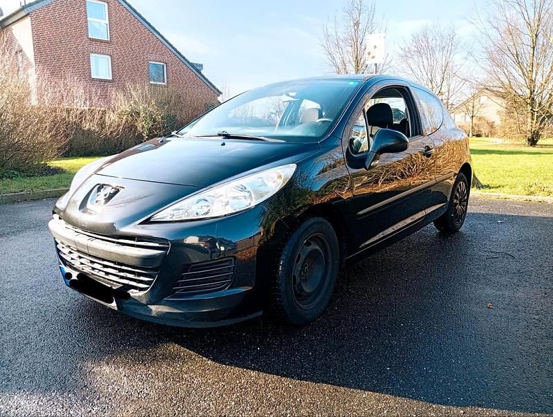 Schwarz Gebraucht 2009 Peugeot 207 Kleinwagen | 2.200 € (Guter Preis) - Bild 1/4