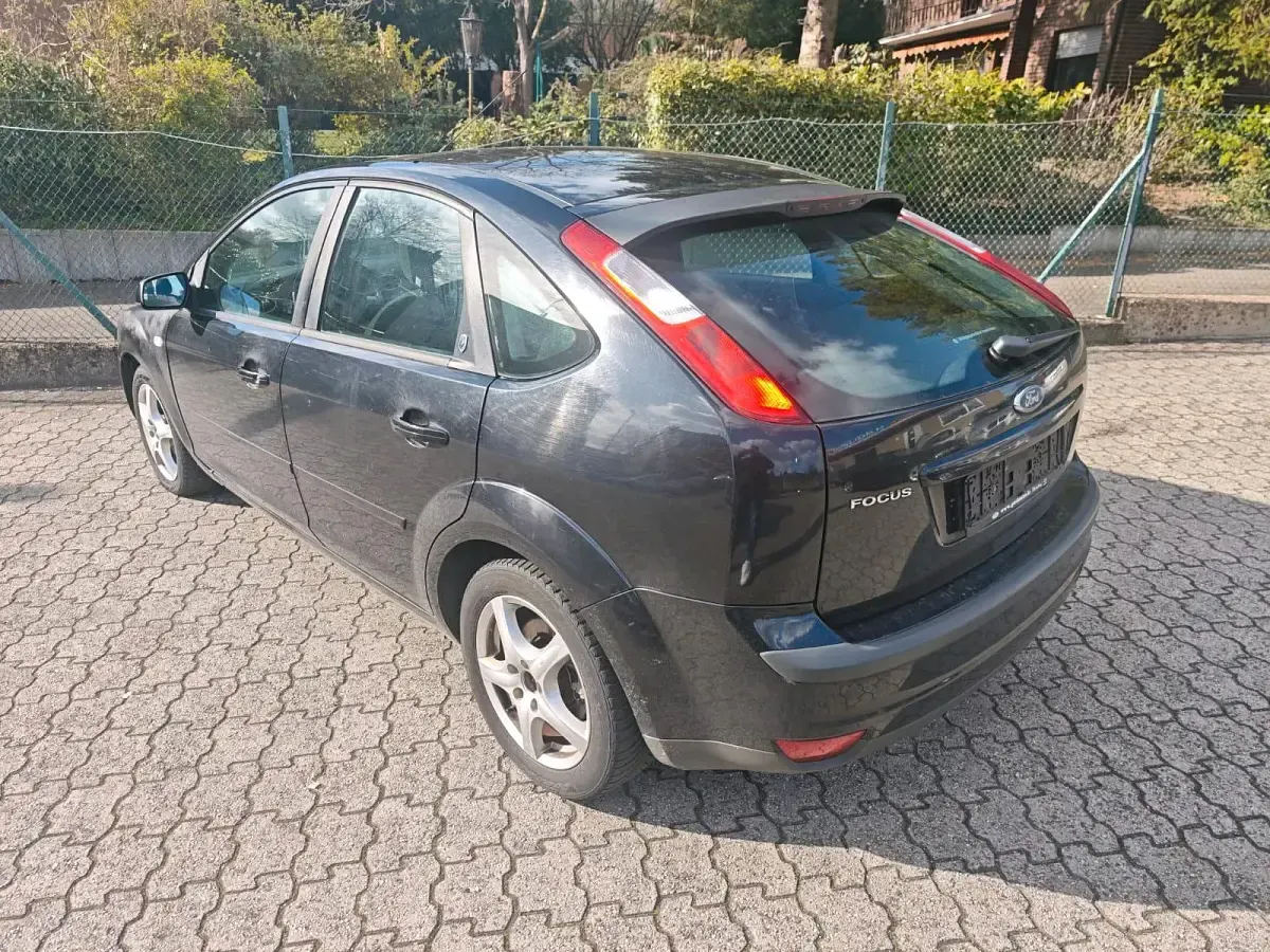 Gebraucht Ford Focus 146 PS (107 kW) 2005 Schwarz Kleinwagen