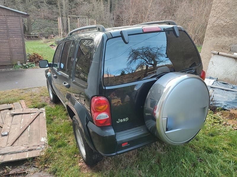 Gebraucht Jeep Cherokee Limited 150 PS (110 kW) 2004 Schwarz SUV