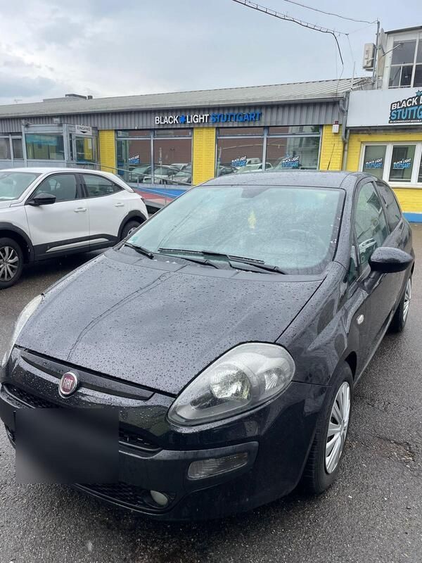 Schwarz Gebraucht 2011 Fiat Punto Kleinwagen | 2.999 € (Guter Preis) - Bild 1/4
