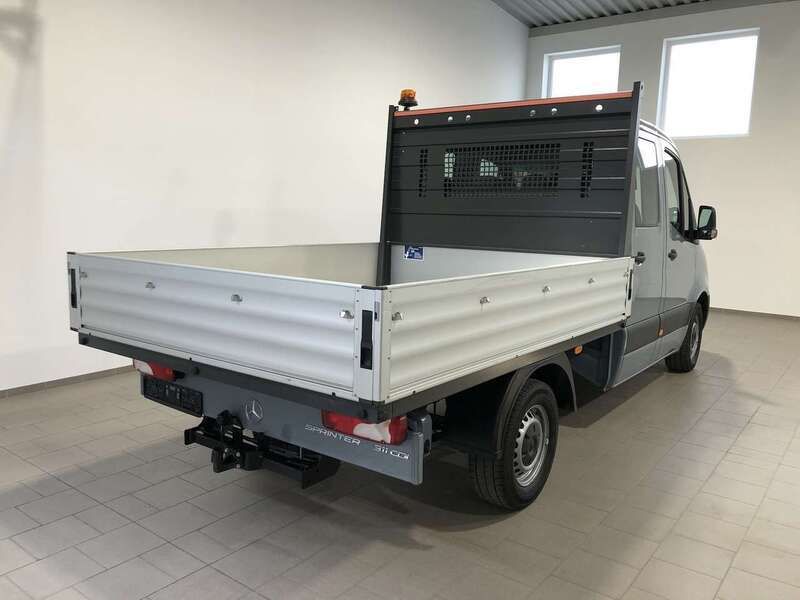Gebraucht Mercedes Sprinter 114 PS (83 kW) 2020 Grau Van