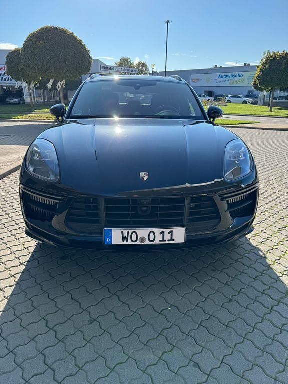 Gebraucht Porsche Macan Turbo 441 PS (324 kW) 2019 Schwarz SUV