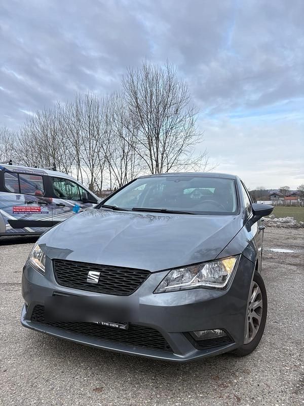 Gebraucht Seat Leon 140 PS (102 kW) 2013 Silber Limousine