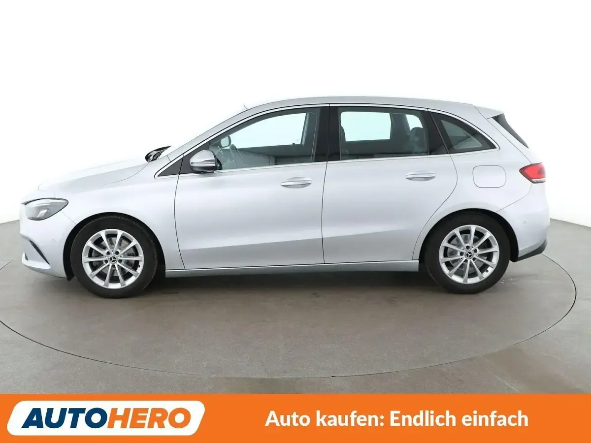 Gebraucht Mercedes B200 Progressive 163 PS (119 kW) 2020 Grau Kleinwagen