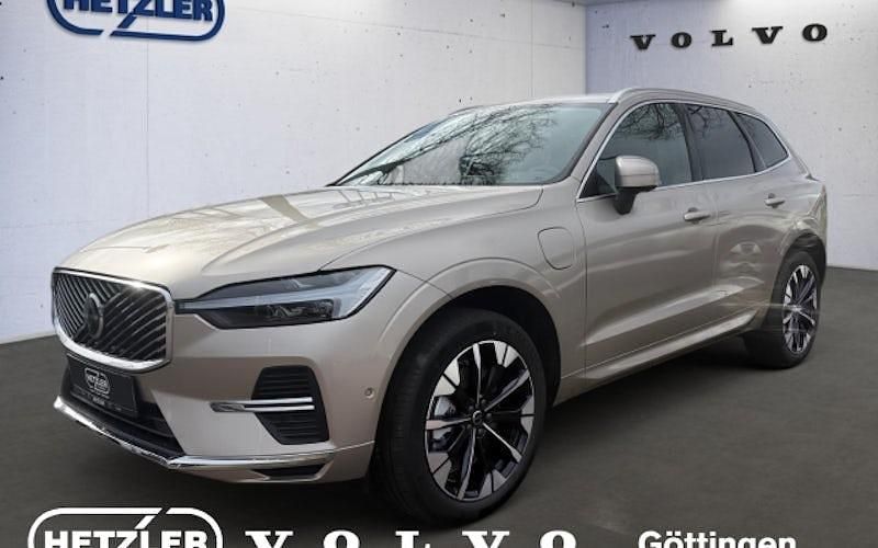 Neu Volvo XC60 Plus 455 PS (334 kW) 2026 Grau SUV
