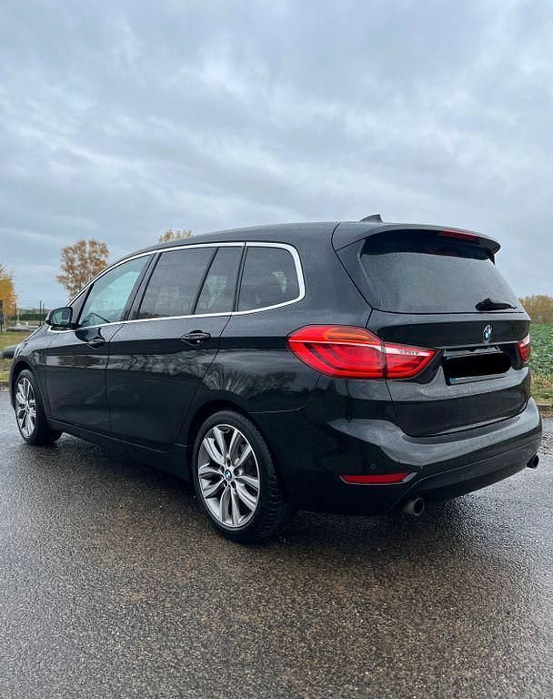 Gebraucht BMW 220 Gran Tourer Advantage 192 PS (141 kW) 2017 Schwarz Van / Kleinbus
