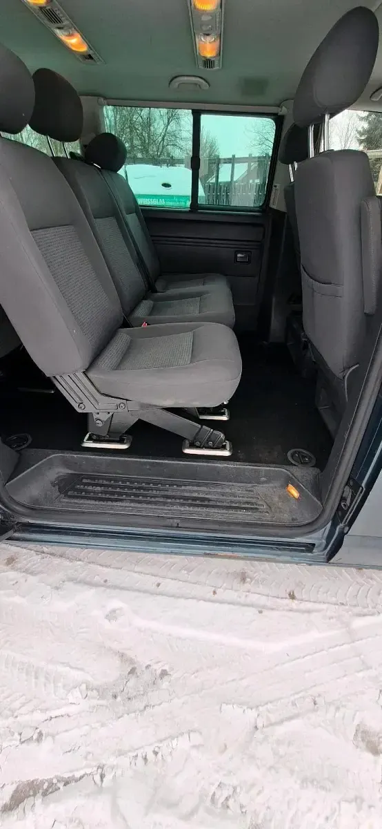 Gebraucht VW Caravelle 131 PS (96 kW) 2007 Grün Van