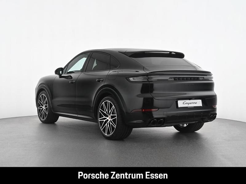 Gebraucht Porsche Cayenne E-Hybrid Coupe Black Edition 470 PS (345 kW) 2025 Chromitschwarzmetallic SUV