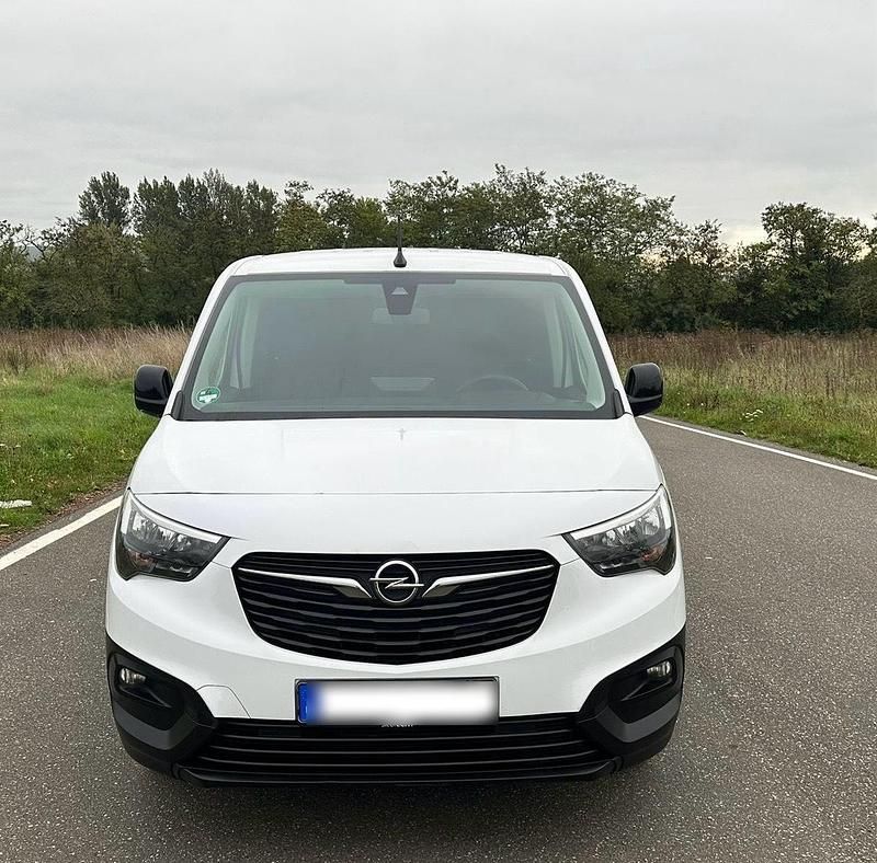 Gebraucht Opel Combo 102 PS (75 kW) 2023 Weiß Van / Kleinbus