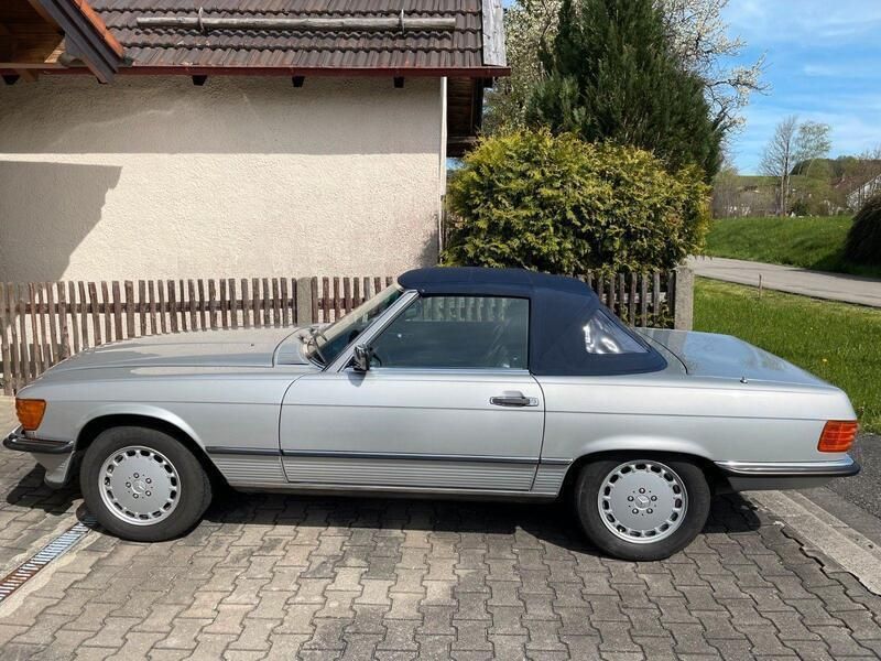 Silber Gebraucht 1988 Mercedes SL300 Cabrio | 43.900 € - Bild 1/4